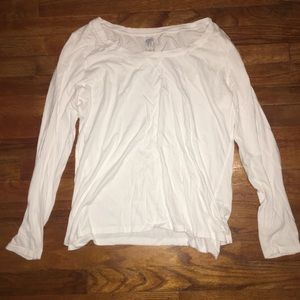 🎉 (5/$20) White long sleeve T-shirt